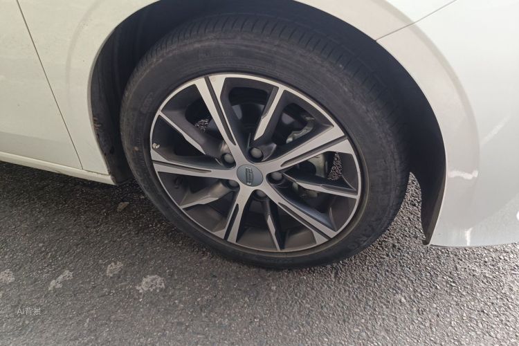 GEELY Emgrand 2022 car image #9