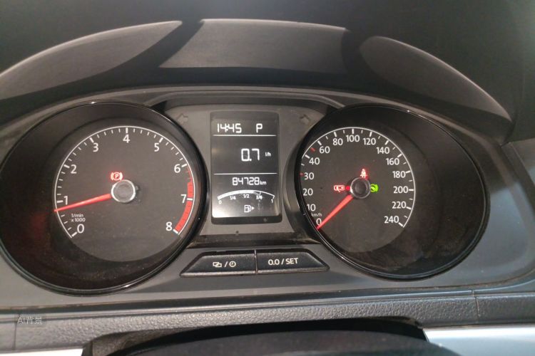Volkswagen Lavida 2019 car image #13