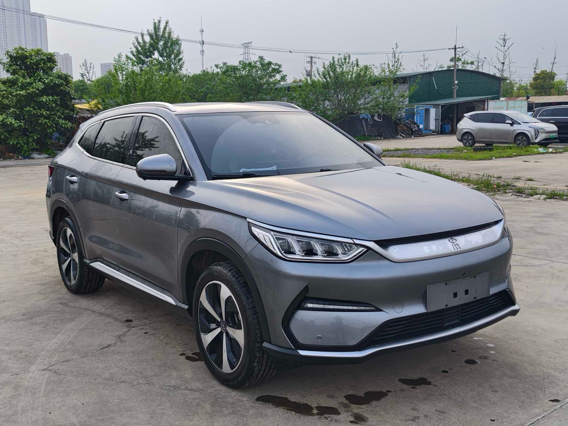 BYD Song Plus New Energy 2023 car image #2