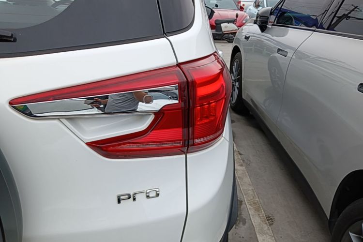 BYD Yuan Pro 2021 #8 BYD Yuan Pro 2021 car image #8
