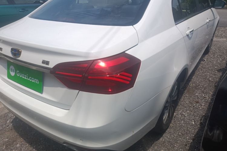 GEELY Emgrand 2019 #8 GEELY Emgrand 2019 car image #8