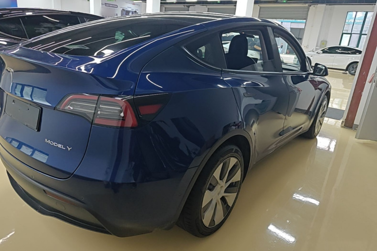Tesla Model Y 2021 #7 Tesla Model Y 2021 immagine di auto #7