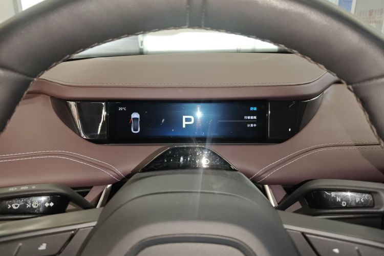 MI SU7 2025 image de voiture #13