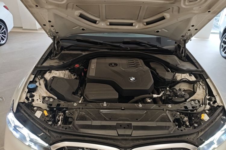 BMW 3 Series 2023 #20 BMW 3 Series 2023 car image #20