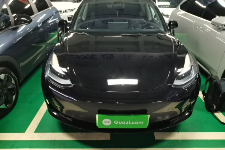 Tesla Model 3 2023 car image #3