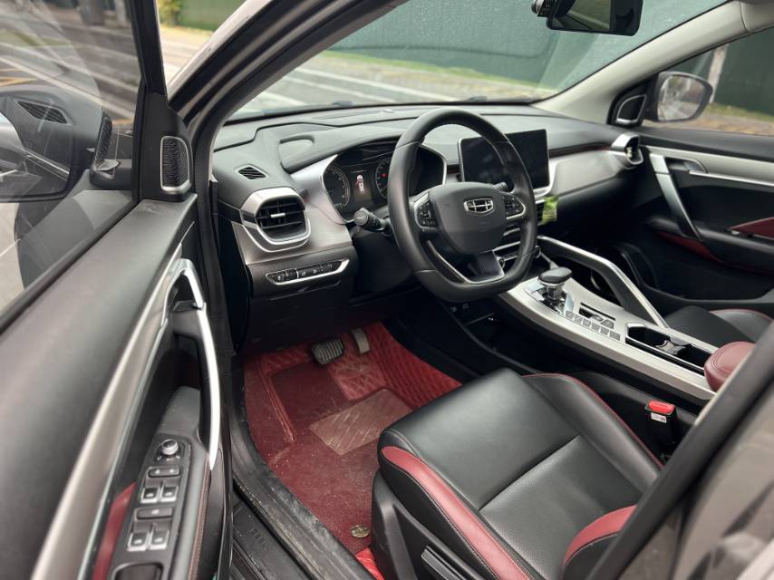 GEELY Coolray 2022 imagen de coche #4