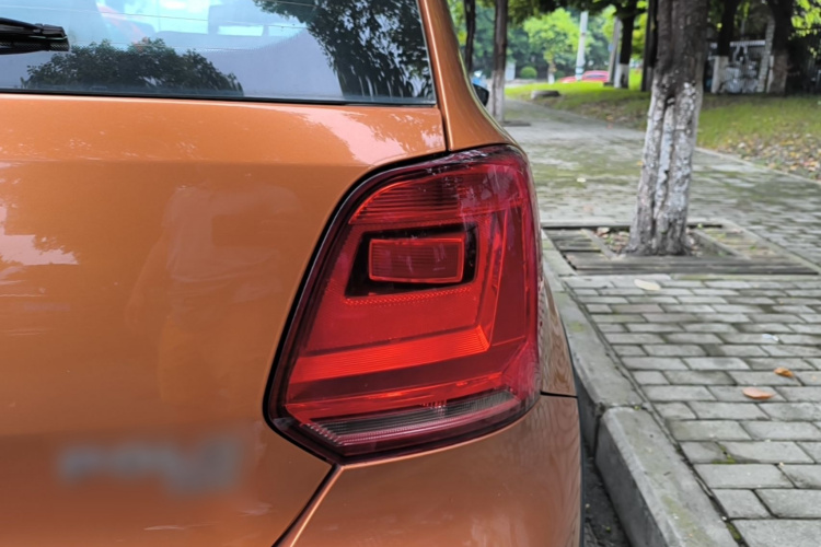 Volkswagen Polo 2016 #8 Volkswagen Polo 2016 car image #8