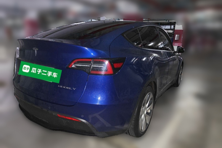 Tesla Model Y 2021 #5 Tesla Model Y 2021 car image #5