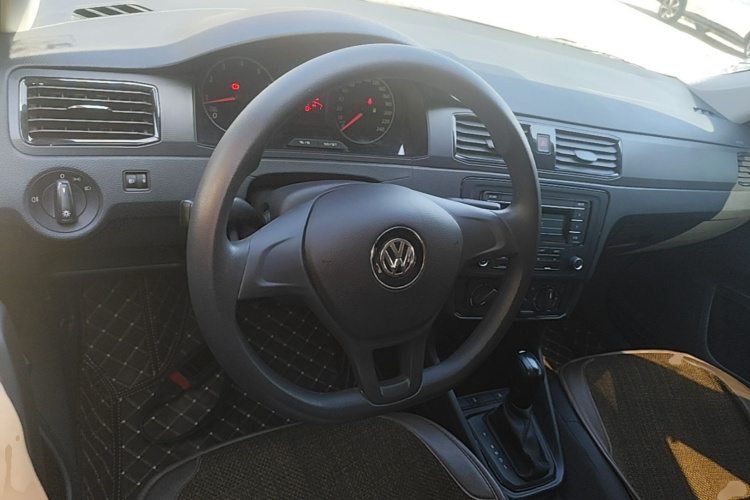 Volkswagen Santana 2023 car image #11