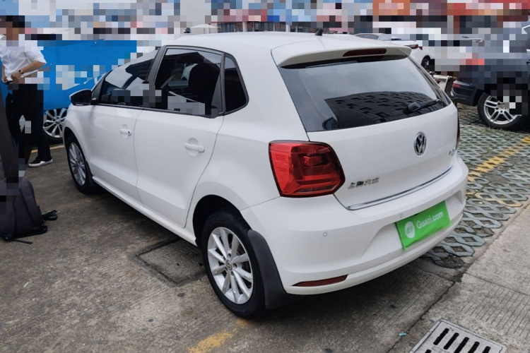 Volkswagen Polo 2016 #5 Volkswagen Polo 2016 car image #5