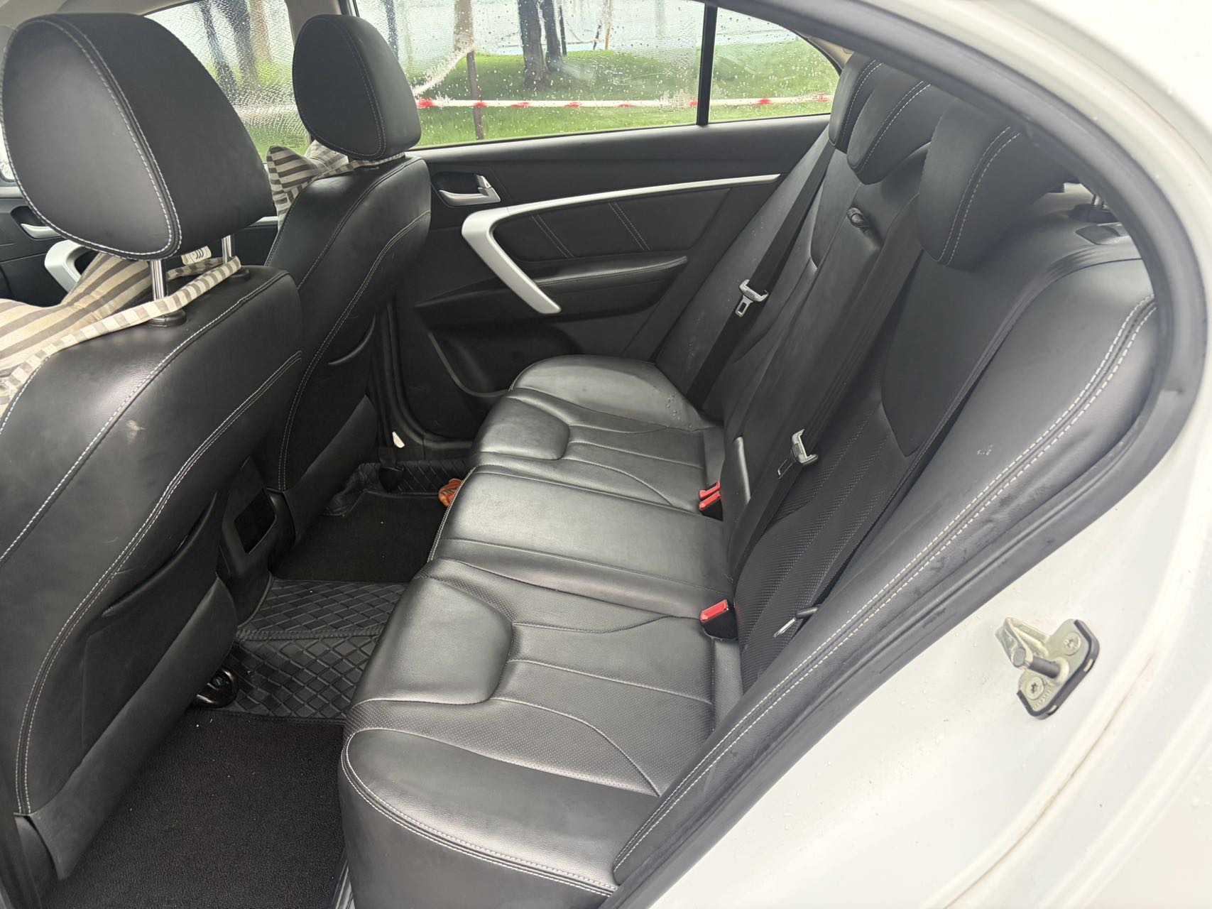 GEELY Emgrand 2018 car image #8