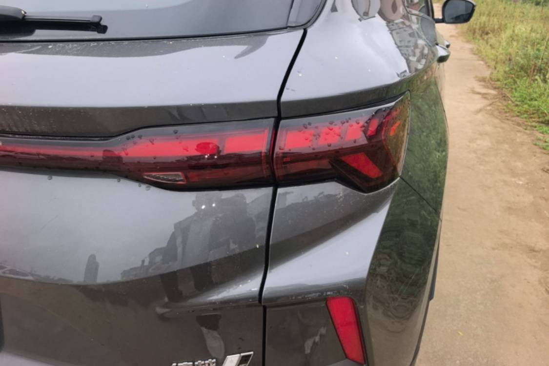 GEELY Coolray 2024 car image #7