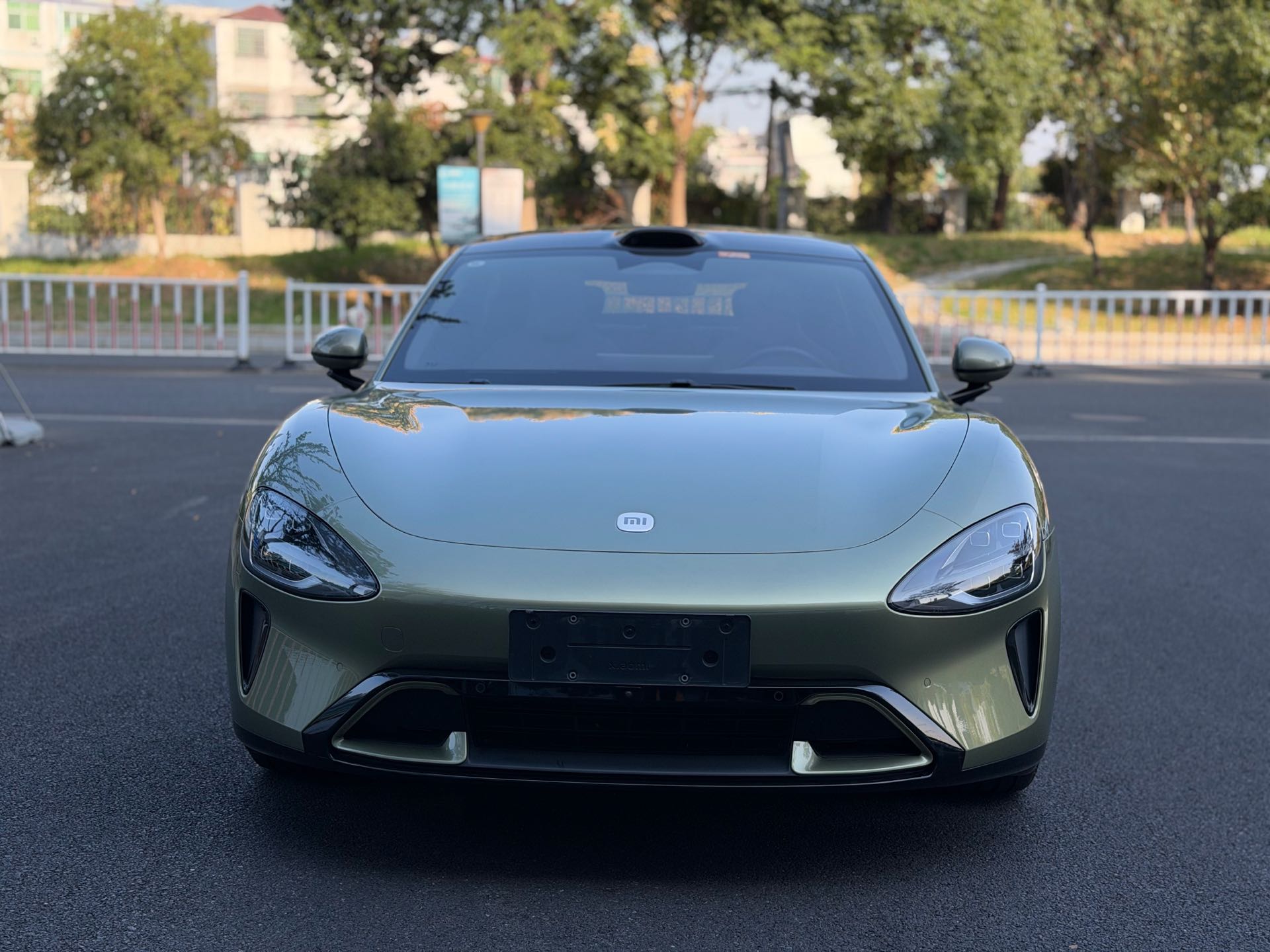 MI SU7 2024 car image #2