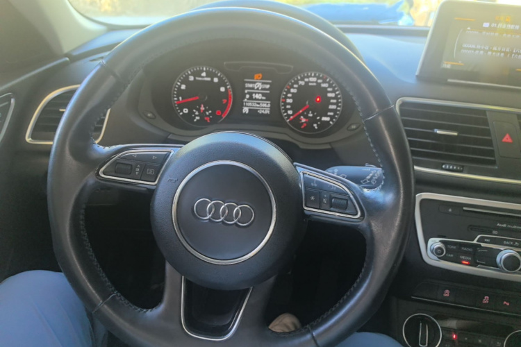 Audi Q3 2017 #11 Audi Q3 2017 car image #11