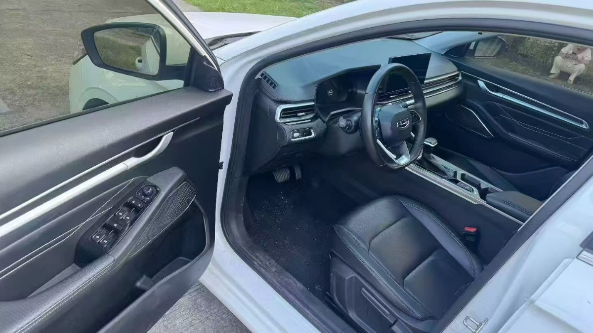 GEELY Emgrand 2022 #4 GEELY Emgrand 2022 car image #4
