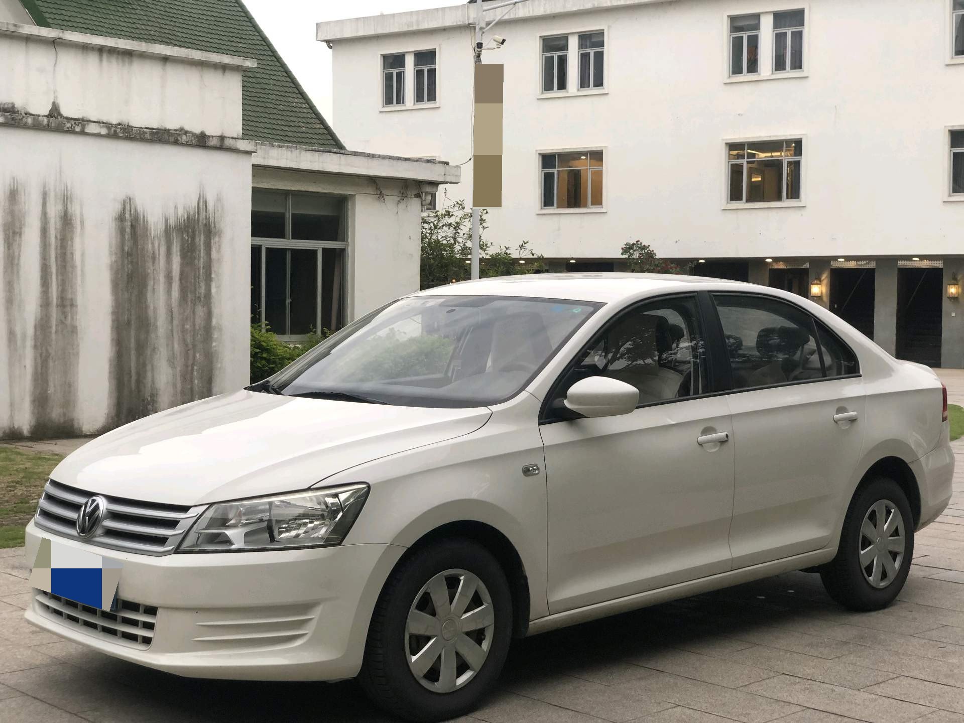 Volkswagen Santana 2014 image de voiture 
