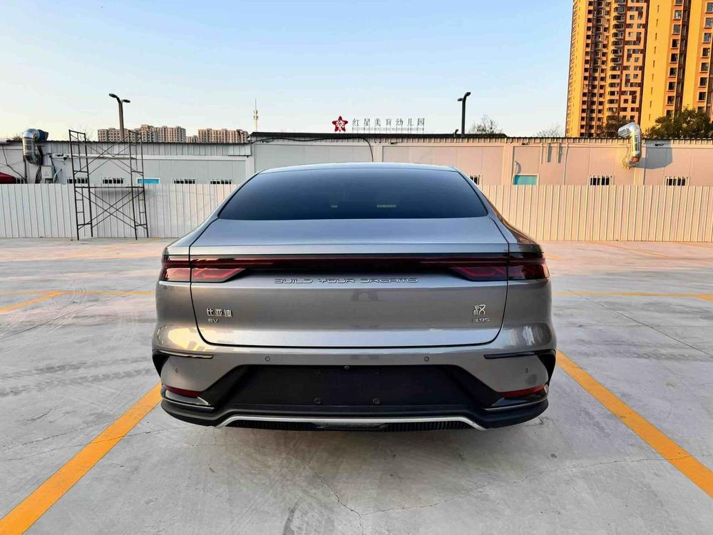 BYD Han 2022 immagine di auto #5