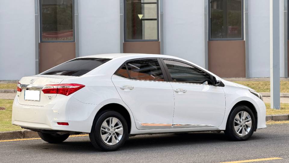 Toyota Corolla 2016 #7 Toyota Corolla 2016 car image #7