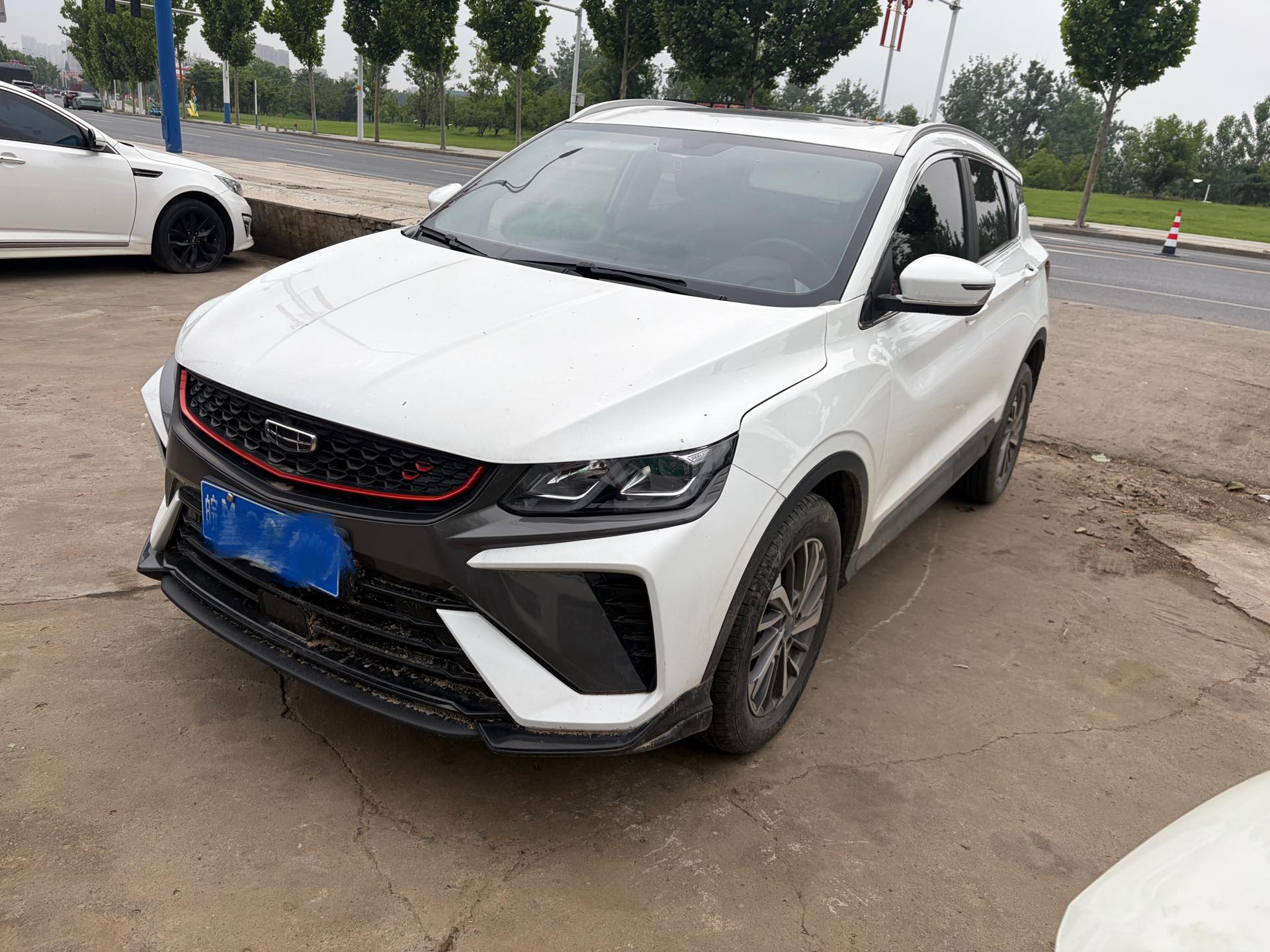 GEELY Coolray 2022 GEELY Coolray 2022 car image