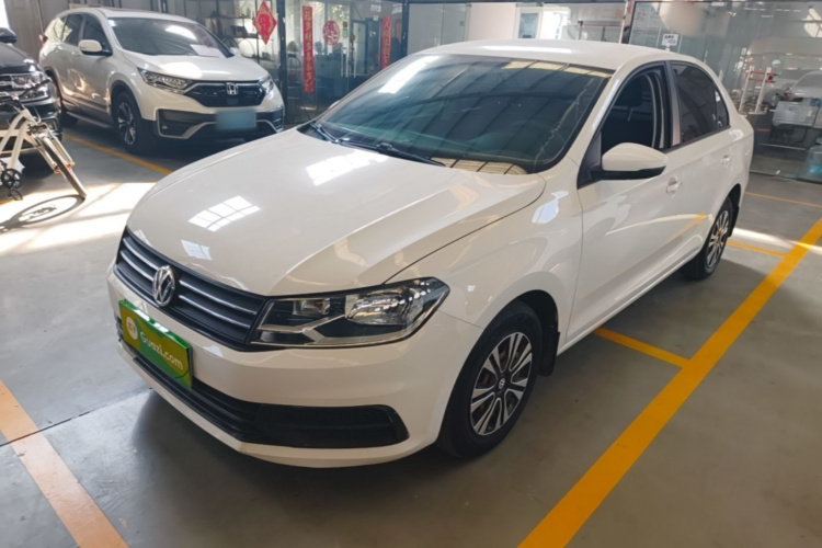 Volkswagen Santana 2018 car image #2