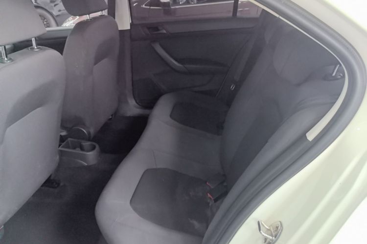 Volkswagen Santana 2016 #17 Volkswagen Santana 2016 car image #17