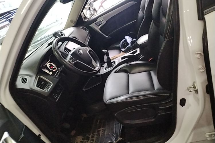 GEELY Vision X6 2017 car image #15