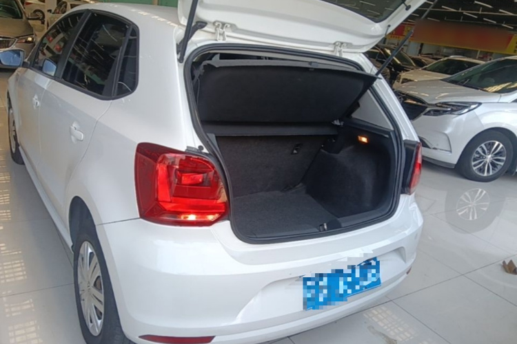 Volkswagen Polo 2017 #19 Volkswagen Polo 2017 car image #19