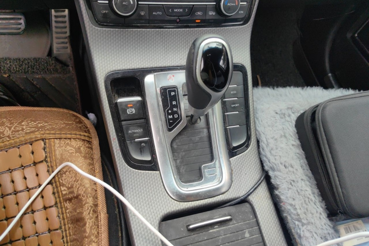 GEELY Emgrand GS 2017 car image #18