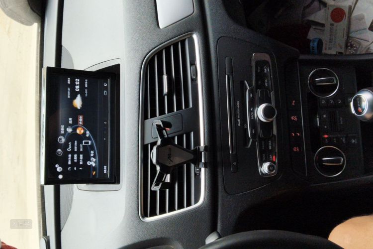 Audi Q3 2019 #15 Audi Q3 2019 car image #15