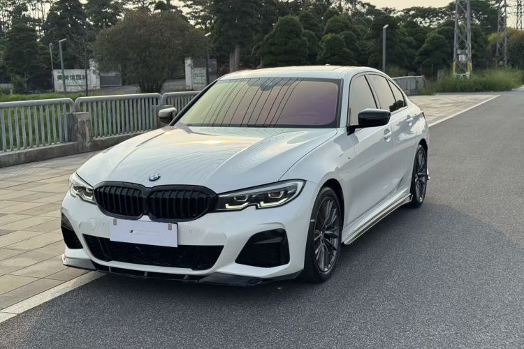 BMW 3 Series 2019 #3 BMW 3 Series 2019 car image #3