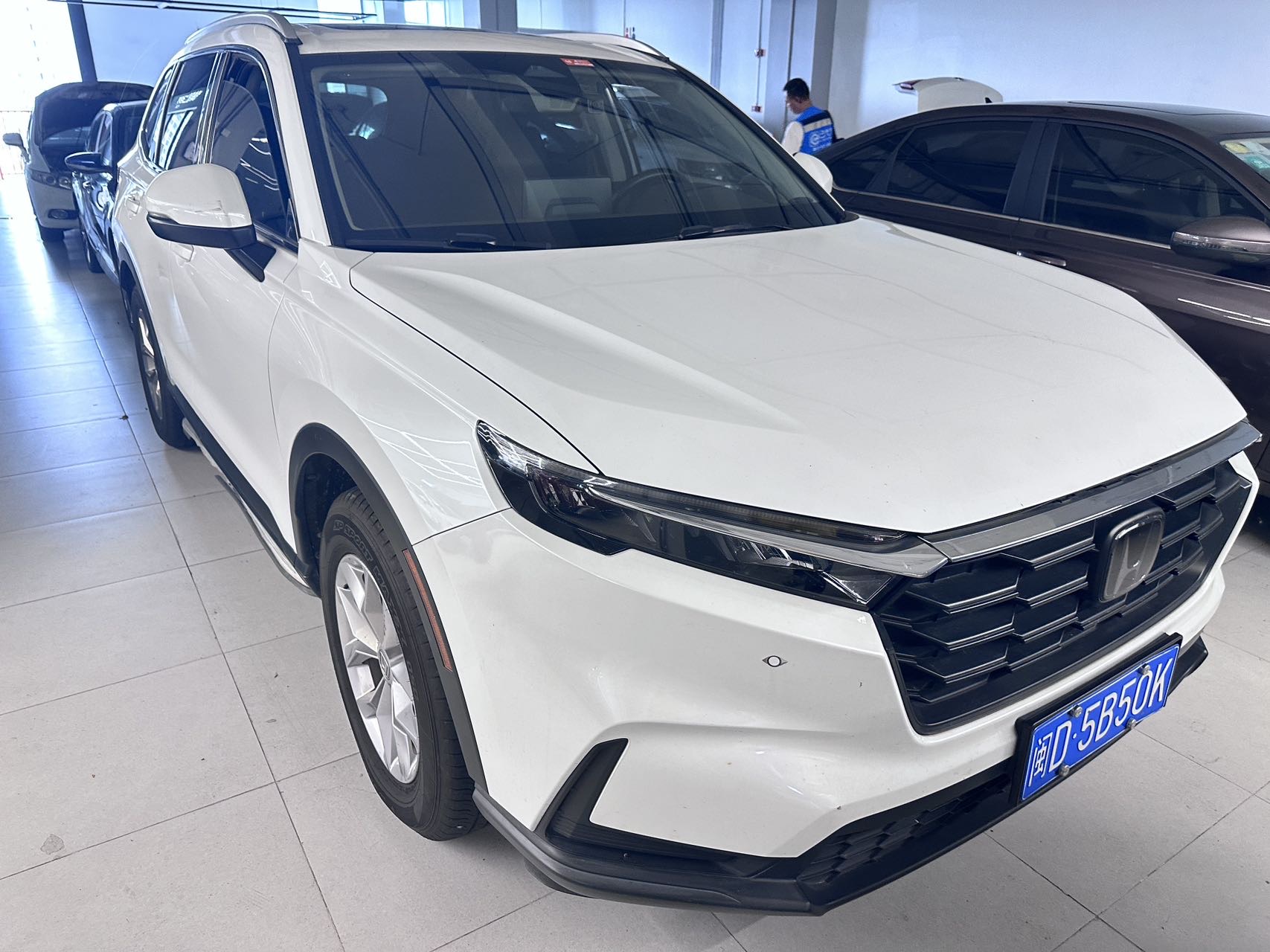 Honda CR-V 2023 car image #3