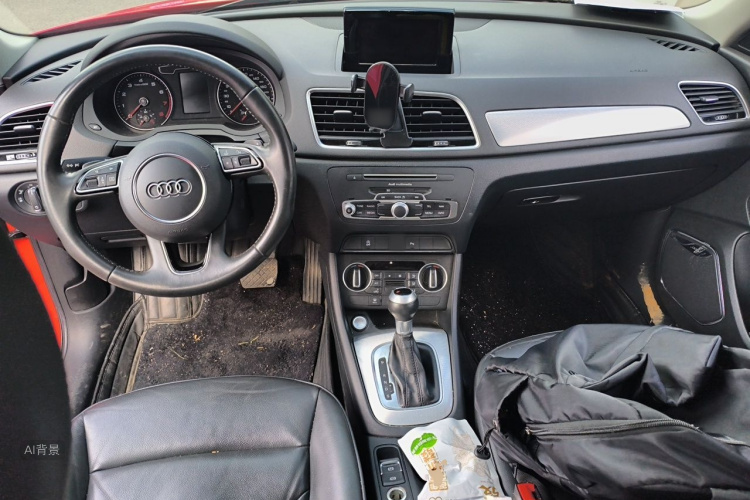 Audi Q3 2019 #11 Audi Q3 2019 car image #11