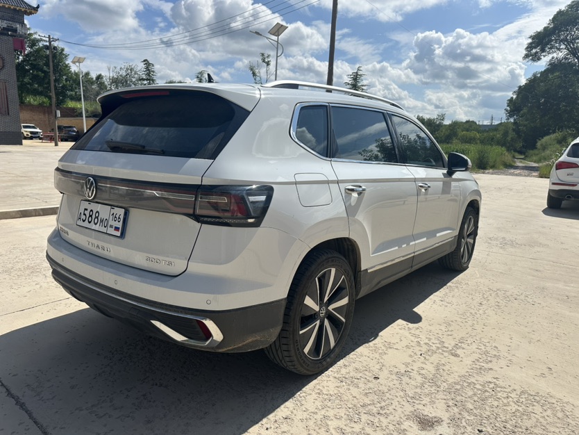 Volkswagen Tharu 2024 car image #9