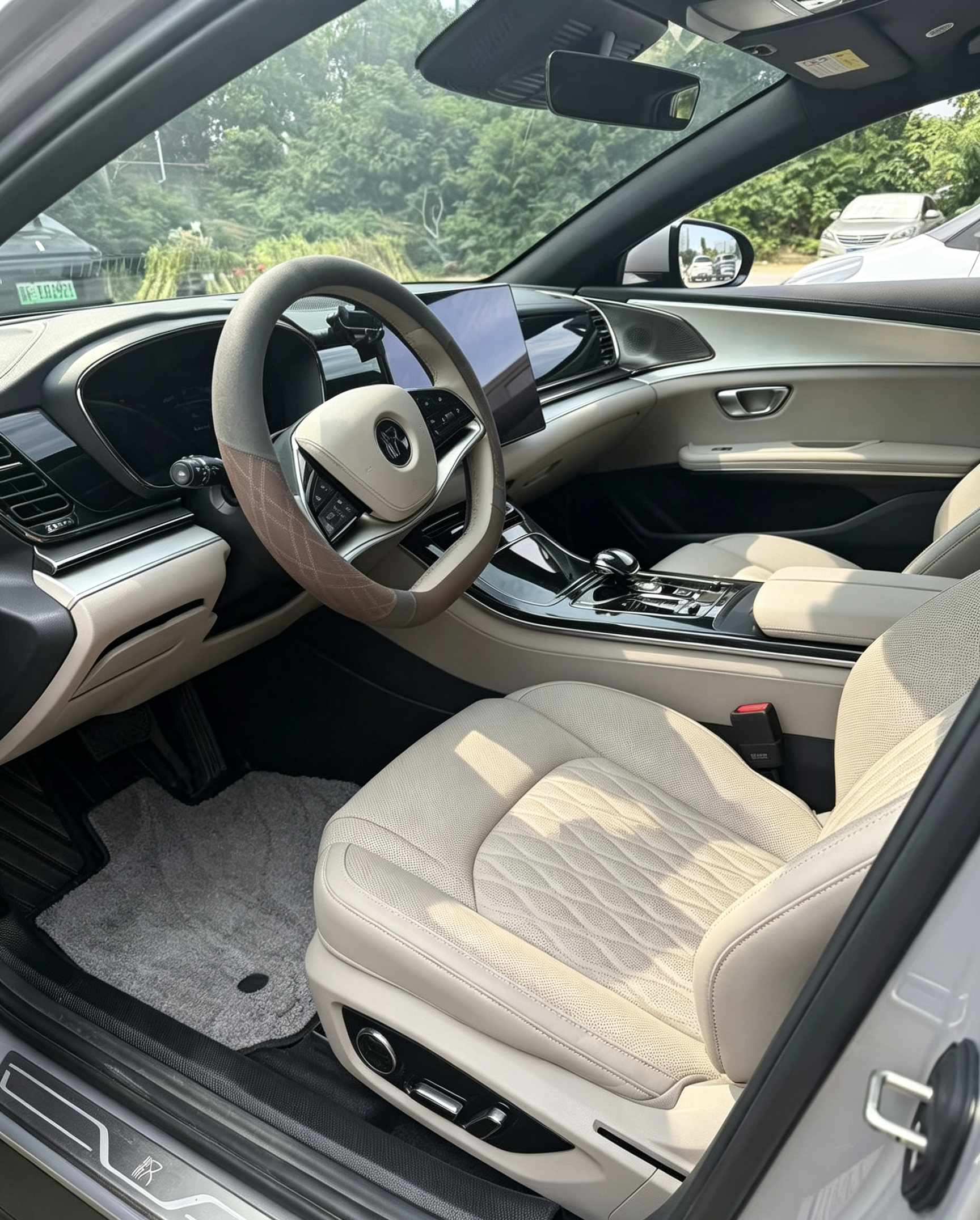 BYD Han 2025 image de voiture #3