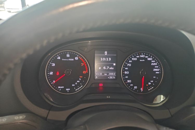 Audi A3 2017 car image #16
