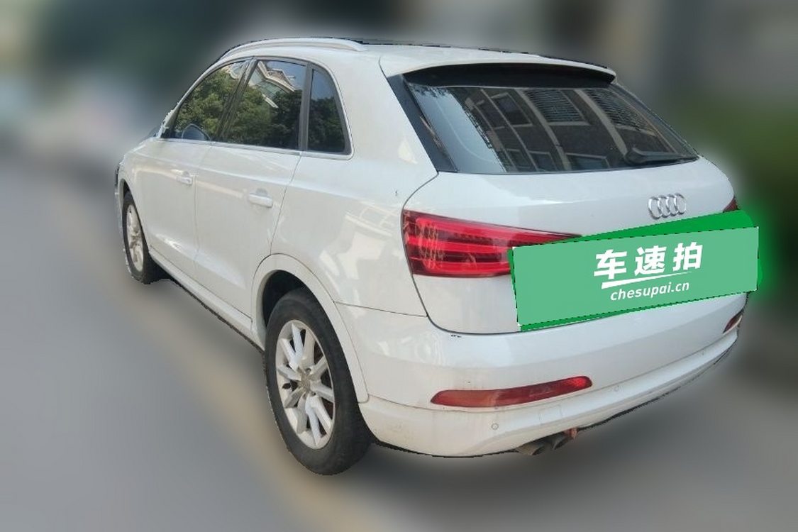 Audi Q3 2015 car image #3
