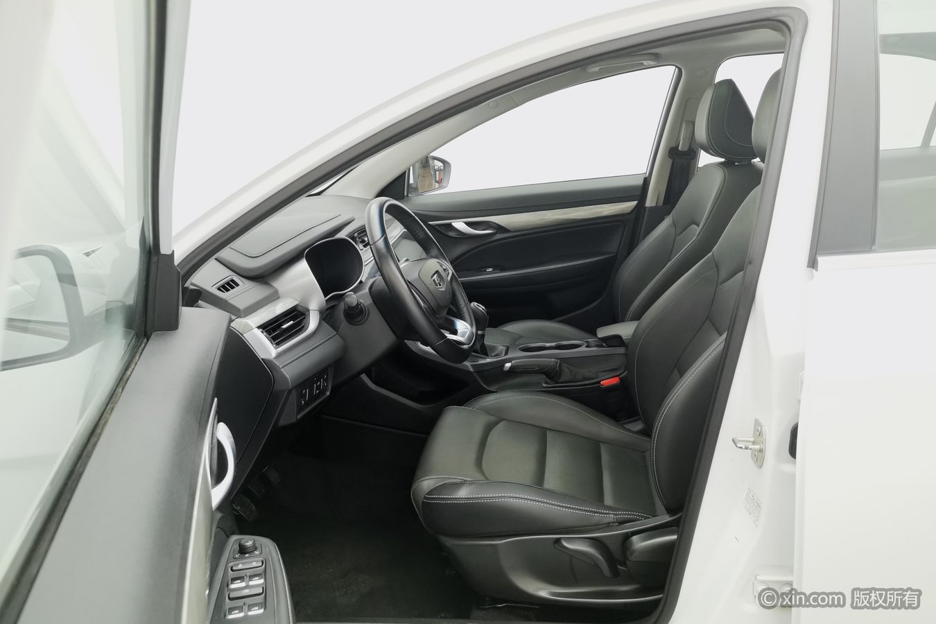 GEELY Emgrand 2019 #10 GEELY Emgrand 2019 car image #10