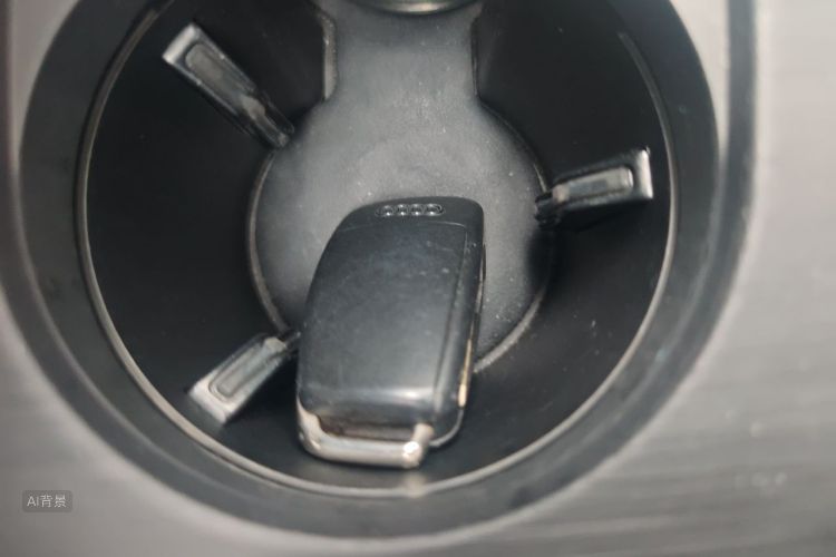 Audi A3 2019 car image #10