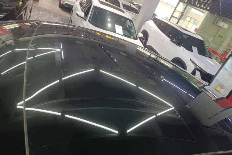 Tesla Model Y 2023 #25 Tesla Model Y 2023 car image #25