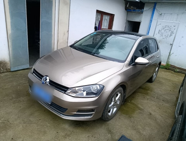 Volkswagen Golf 2015 Volkswagen Golf 2015 car image