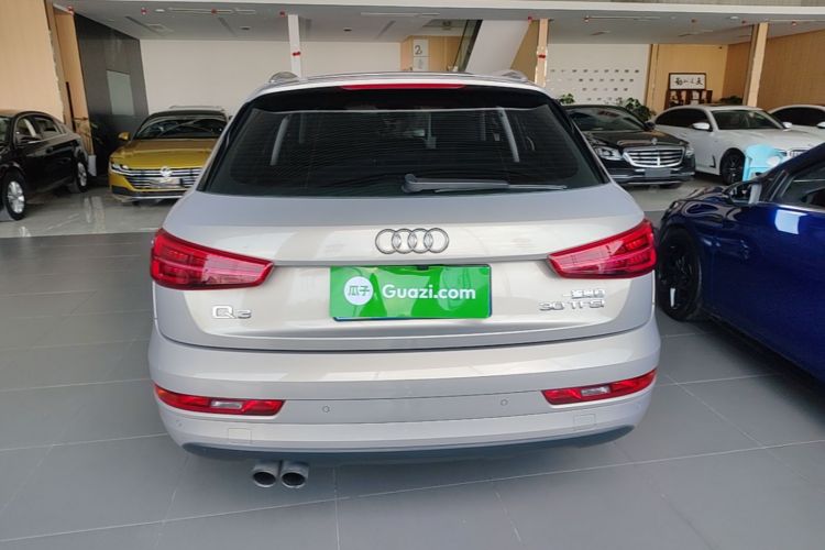 Audi Q3 2018 immagine di auto #6
