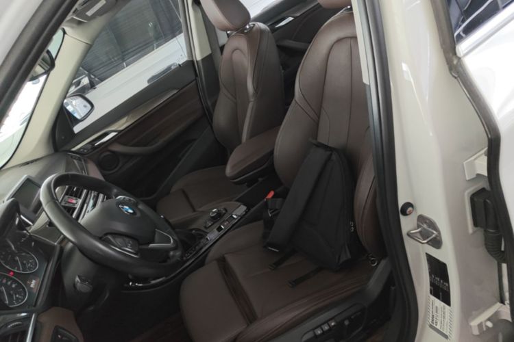 BMW X1 2017 #19 BMW X1 2017 car image #19