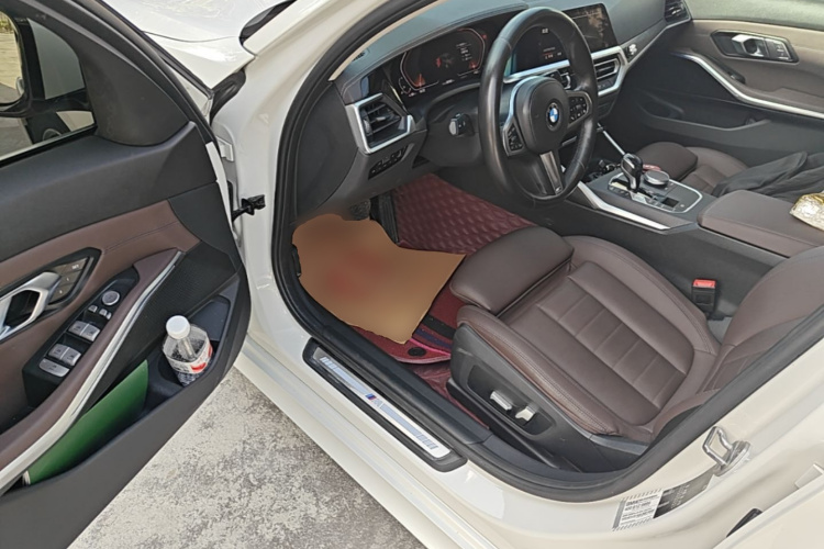 BMW 3 Series 2020 #12 BMW 3 Series 2020 car image #12