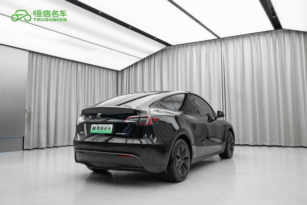Tesla Model Y 2023 #6 Tesla Model Y 2023 immagine di auto #6