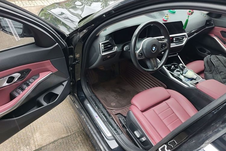BMW 3 Series 2021 #16 BMW 3 Series 2021 car image #16