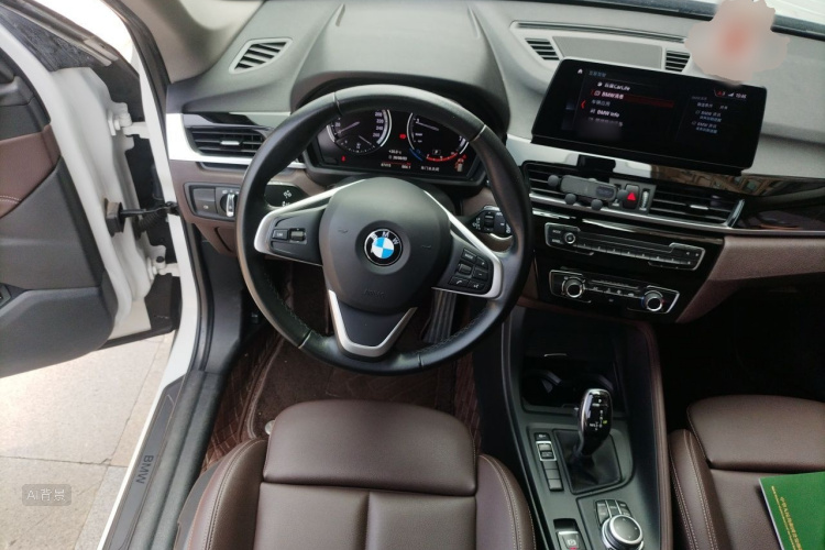 BMW X1 2023 car image #12