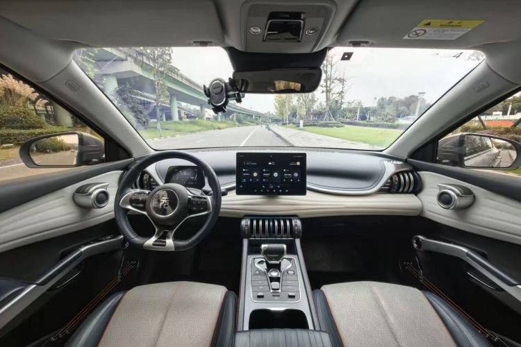 BYD Yuan Plus 2022 #10 BYD Yuan Plus 2022 car image #10