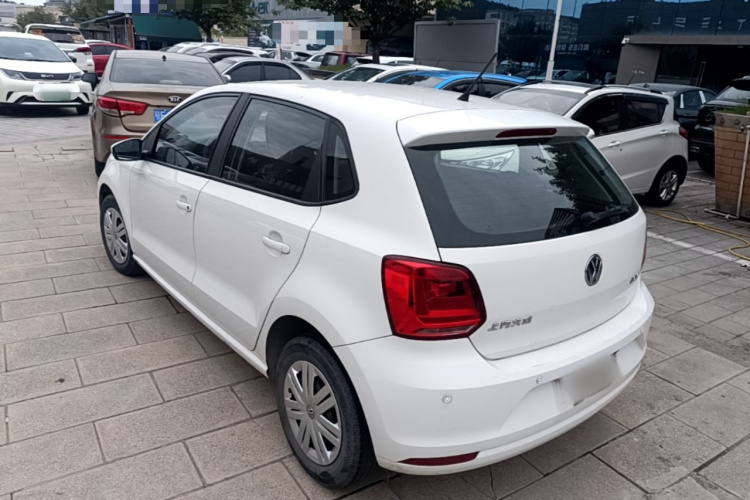 Volkswagen Polo 2016 #5 Volkswagen Polo 2016 car image #5