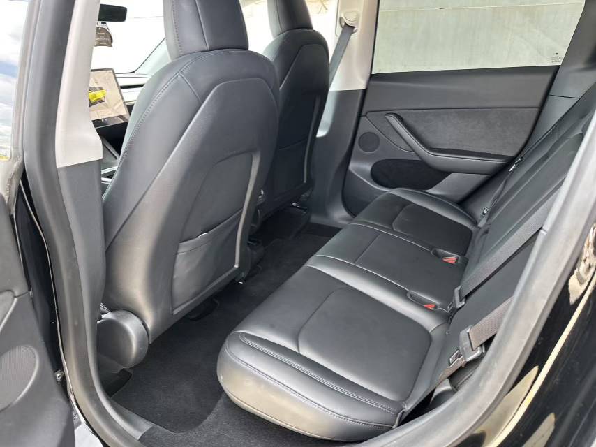 Tesla Model Y 2022 #9 Tesla Model Y 2022 immagine di auto #9