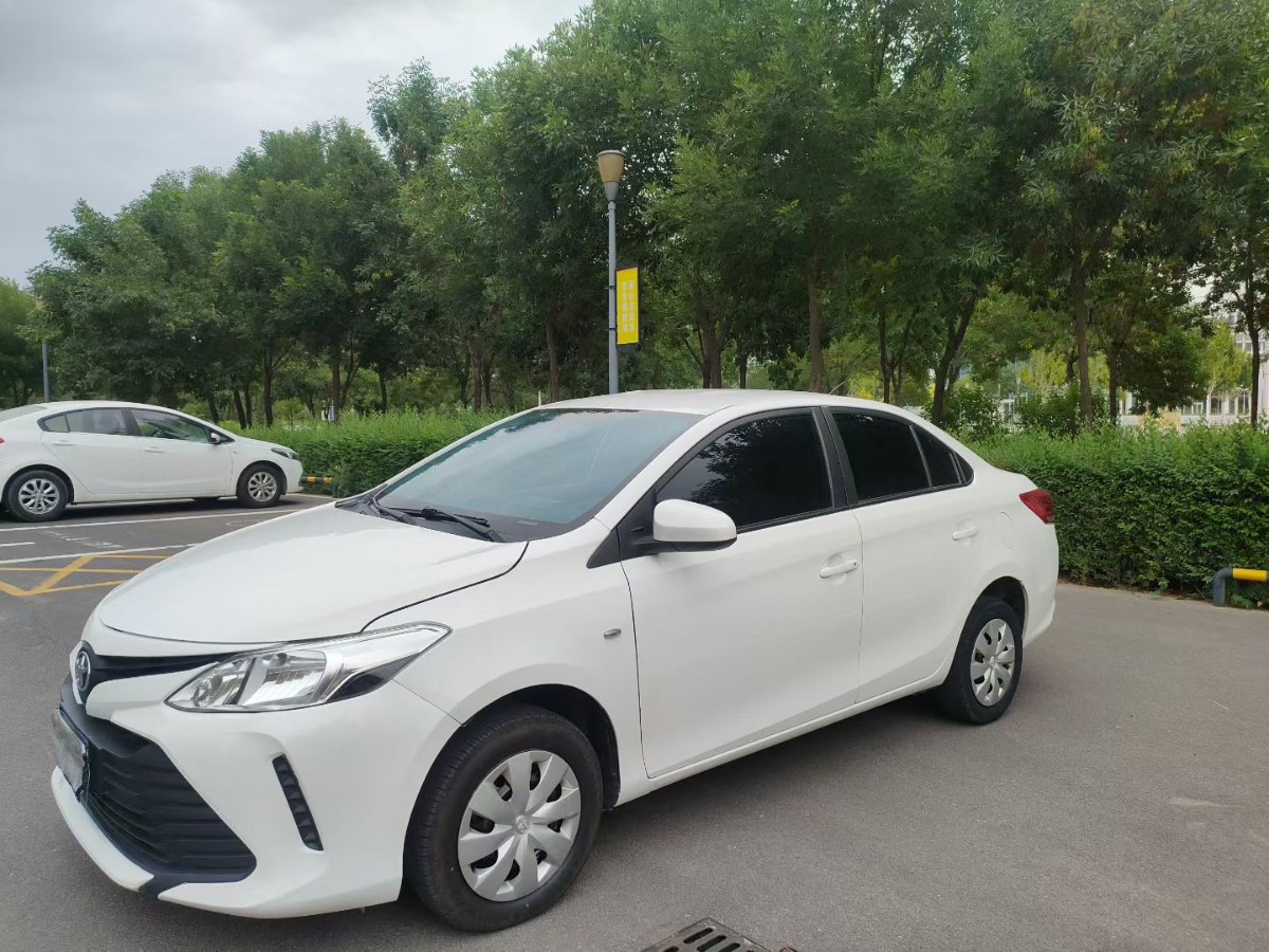 Toyota Vios 2017 #2 Toyota Vios 2017 изображение автомобиля #2